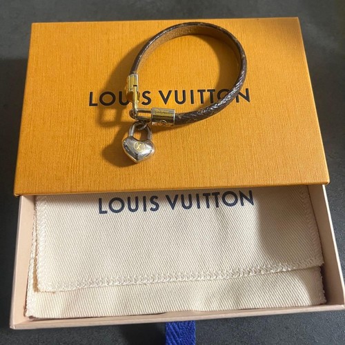 Ships immediately louis - immediately],