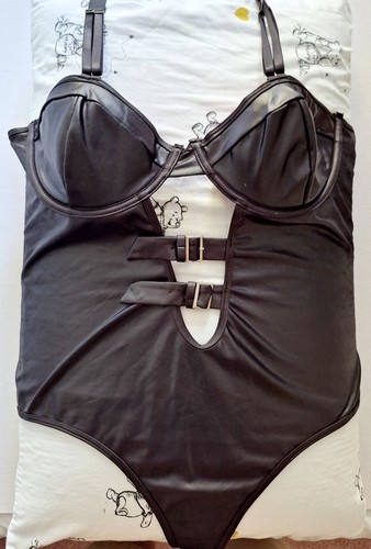 Black wet look - wet, corset