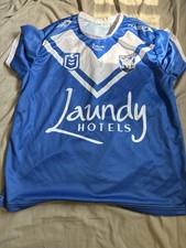 Canterbury Bulldogs 2024 Shirt Large Men’s *copy*.