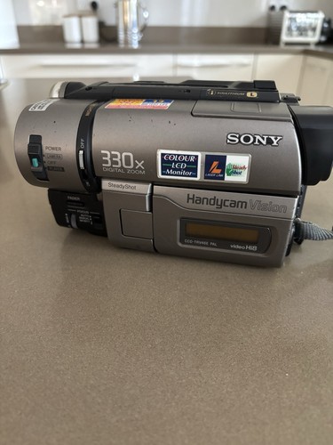 Sony handycam trv46e - handycam, 330x