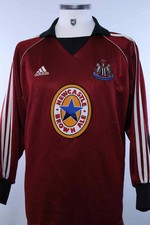 Original Authentic Newcastle United 1999/00 Goalkeeper Shirt - M