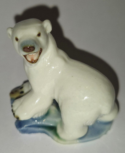 Wade 1950s polar bear first - wade,