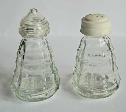 Jacobean vtg mid century glass - vtg,