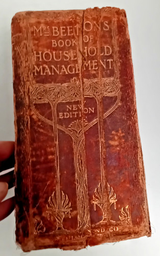 Mrs beeton book household - mrs, beeton's