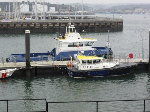 Photo plymouth pilot boat - -,