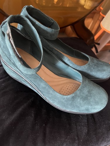 Clarks bottle green - clarks, suede
