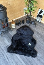 Black sheepskin rug | plush