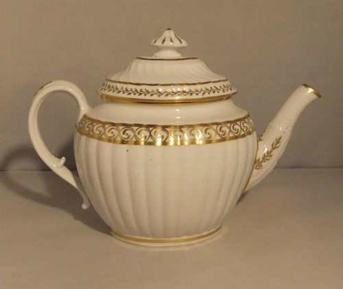 Georgian oval porcelain - porcelain, teapot