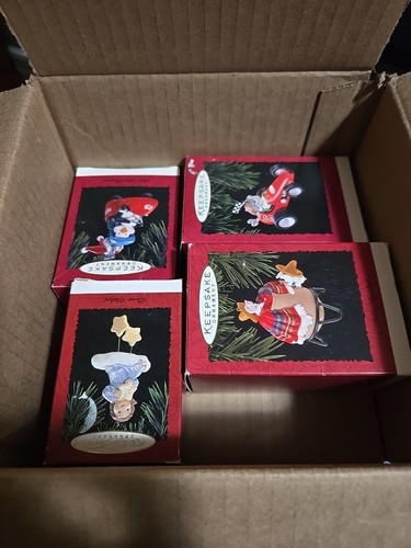 Lots hallmark keepsake - 4,