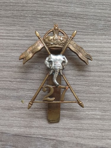 The 27th lancers cap - 27th, badge