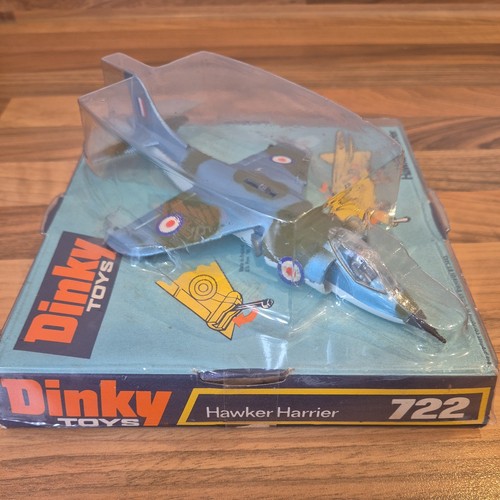 Dinky toys military hawker - dinky,