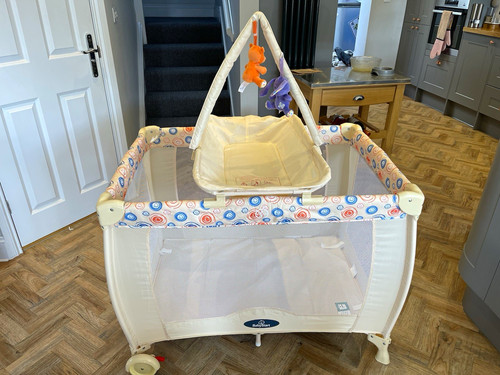 Babystart portable play - play, pen