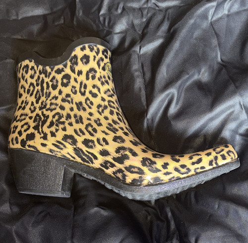 Womens ankle bootie - ankle, leopard