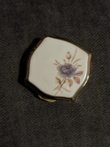 Vintage stratton enamel top - stratton, enamel‑top