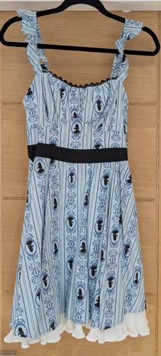 Hot topic disney - topic, alice
