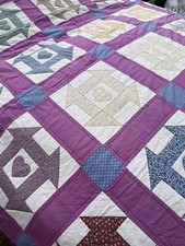 VINTAGE HAND STITCHED HANDMADE PURPLE EIDERDOWN QUILT PATCHWORK BED THROW Double