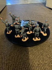 Vintage Timpo German Infantry Soldiers Look ?