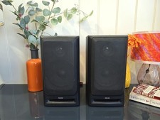 AKAI SW-M40 Bookshelf Speakers