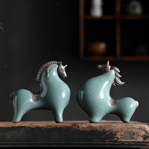 Horse statue tabletop - horse,