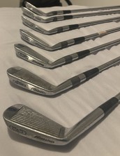 Mizuno Golf Set With Bag. Tour