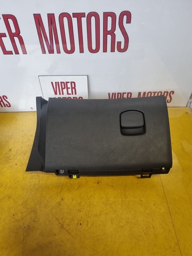 Vauxhall corsa glovebox - corsa,