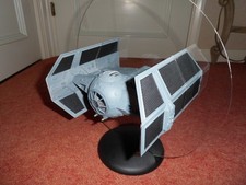 ERTL  Star Wars Darth Vader Tie Fighter Model flight display built painted