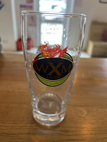 Pair wrexham lager pint - pair,
