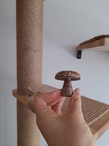 Small wooden spotty mushroom - wooden,