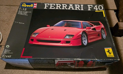 Revell ferrari f40 - 1/12,