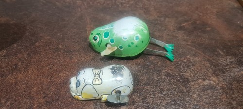 Vintage japanese chinese tin - &,