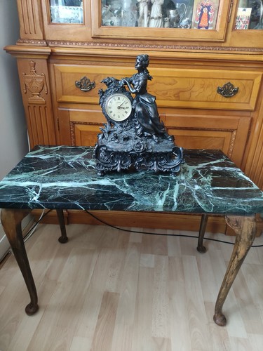 Vintage table clock - table,