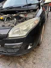 08-12 Renault Megane Mk3 Ph1 5 Door - Passenger Side Headlight Chrome Insert