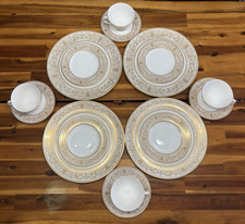 16pc Royal Doulton Sovereign