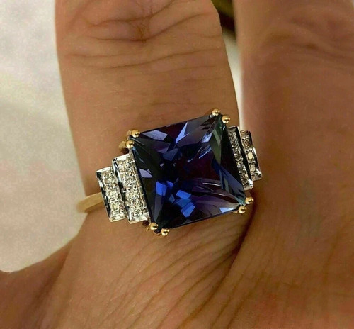 Cushion cut tanzanite - 2.37,