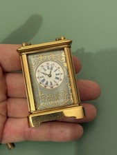 Bronze miniature carriage