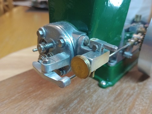 Hit and miss - horizontal, engine
