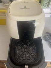 Cream Cooks Essential Digital