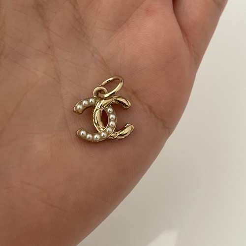 Chanel vintage gold - toned, zip