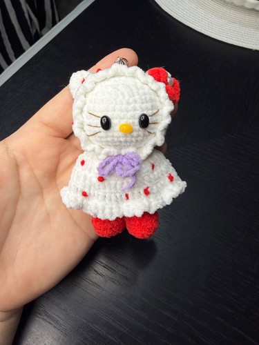 Handmade crochet hello kitty - handmade,