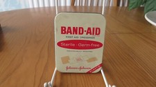 Vintage Johnson & Johnson Band-aid Vintage Plaster Tin