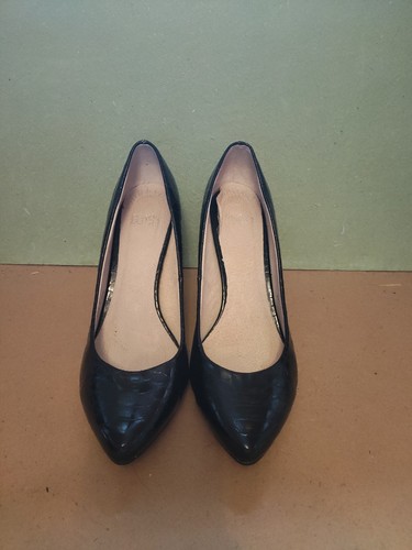 Faith size black faux - size, snake