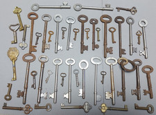 Vintage Key Bundle 45Pcs Old
