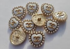 12 Chanel Buttons 23 mm White