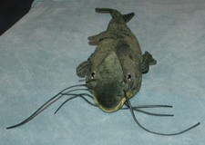 Pre-loved Folkmanis Catfish