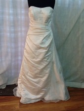 Wedding dress size ivory - wedding,