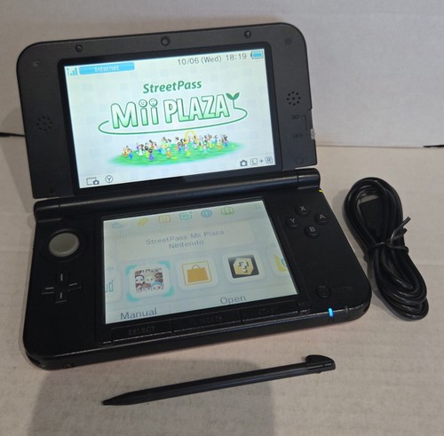 Nintendo 3ds console red - ,