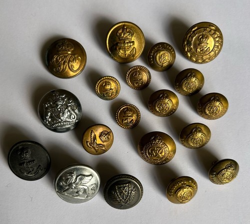 Job lot old metal buttons - metal,