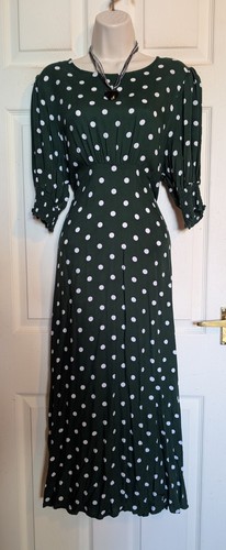 Forest green polka - , dot