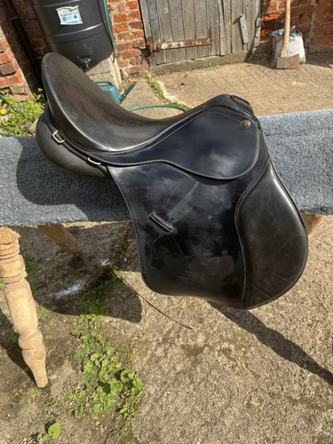 Bates saddle cair - bates,