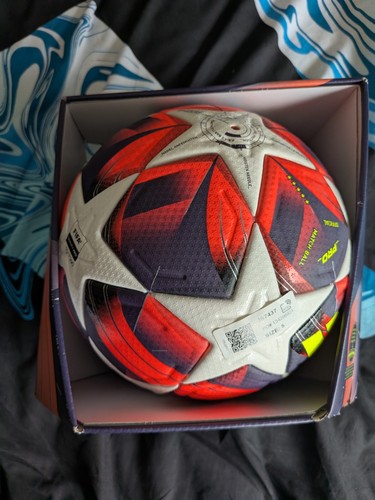 Adidas woman champions - adidas®,